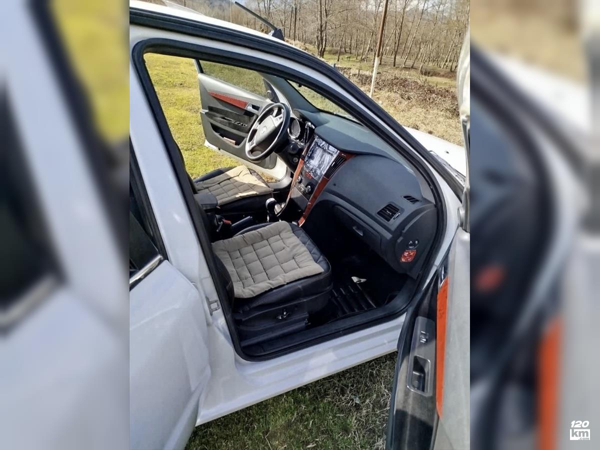 فروش دنا ۱۳۹۸ (کم کارکرد) سفید بدون رنگ تهران اسلامشهر (۲۶ بهمن ۱۴۰۴)