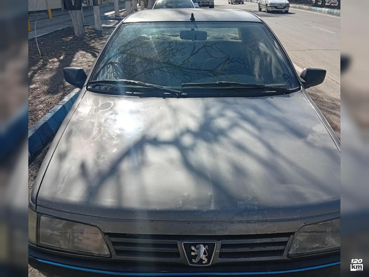 فروش پژو 405 GLX ۱۳۸۸ دوگانه سوز خاکستری یک لکه رنگ تبریز راه آهن (۲۷ بهمن ۱۴۰۴)