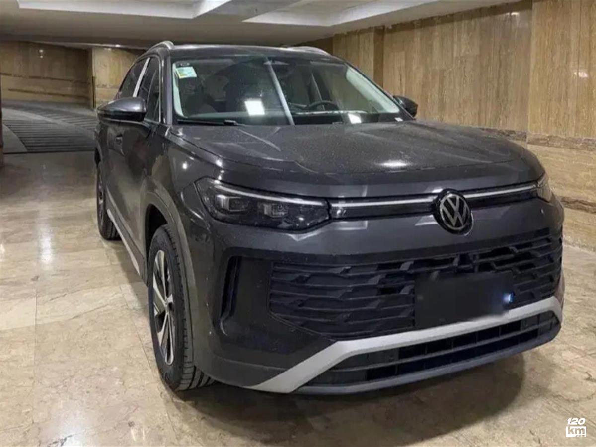 فروش فولکس T-ROC 1.5 لیتر توربو ۲۰۲۵ صفر مشکی بدون رنگ تهران نیاوران (۲۷ بهمن ۱۴۰۴)