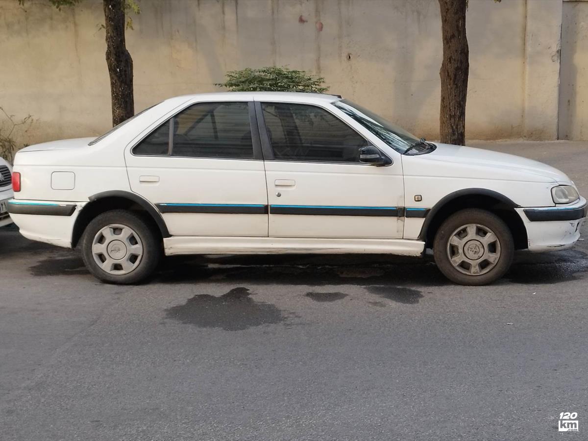 فروش پژو پارس سال ۱۳۹۰ سفید یخچالی چند لکه رنگ تهران آهنگ (۲۷ بهمن ۱۴۰۴)