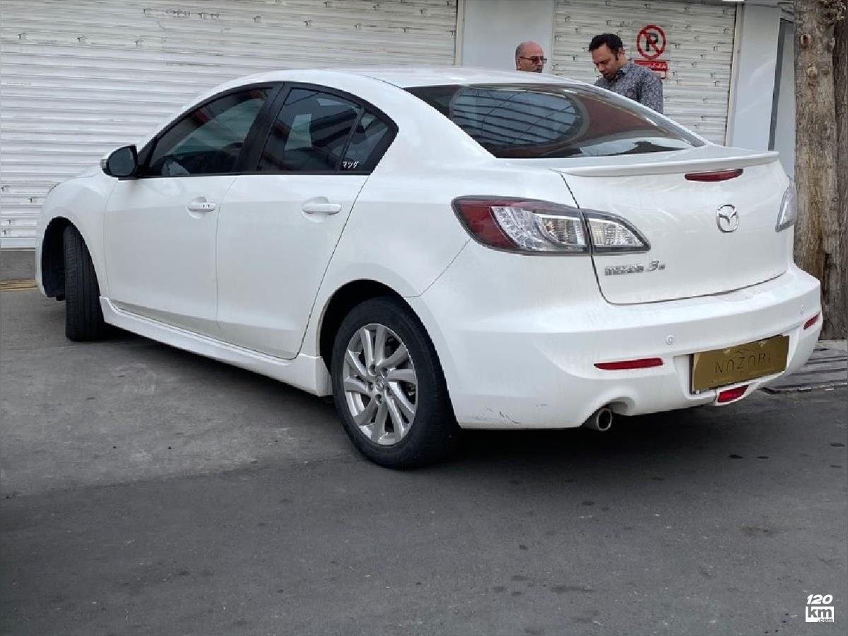 فروش مزدا 3 صندوقدار ۱۳۹۷ (کم کارکرد) سفید بدون رنگ تهران عباس آباد (بهشتی) (۲۹ بهمن ۱۴۰۴)