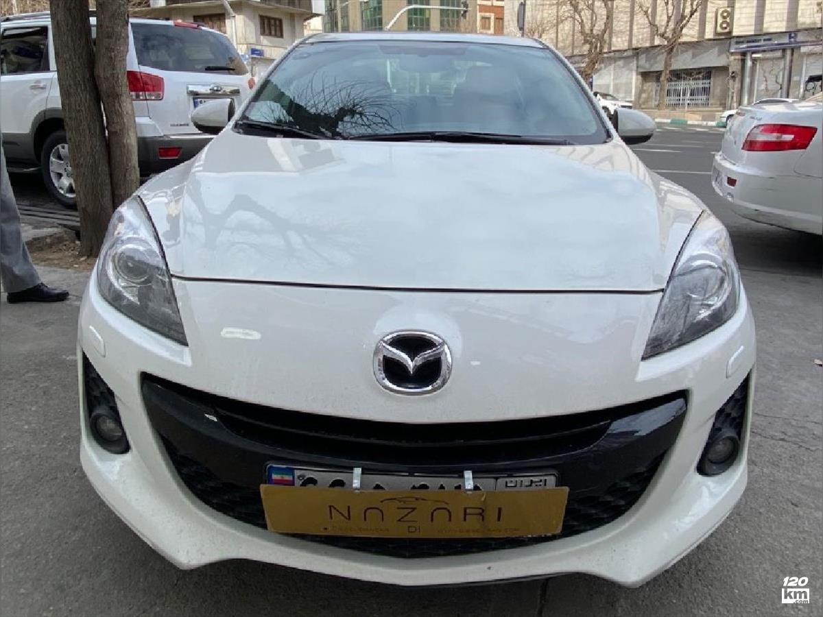 فروش مزدا 3 صندوقدار ۱۳۹۷ (کم کارکرد) سفید بدون رنگ تهران عباس آباد (بهشتی) (۲۹ بهمن ۱۴۰۴)