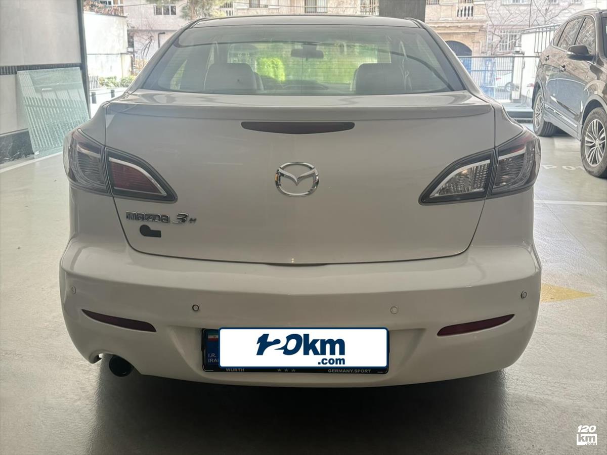 فروش مزدا 3 صندوقدار ۱۳۸۹ سفید بدون رنگ تهران سعادت آباد (۳۰ بهمن ۱۴۰۴)