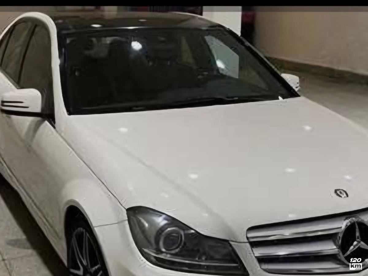 فروش بنز کلاس C C200 ۲۰۱۲ سفید بدون رنگ شیراز ارم (۳۰ بهمن ۱۴۰۴)