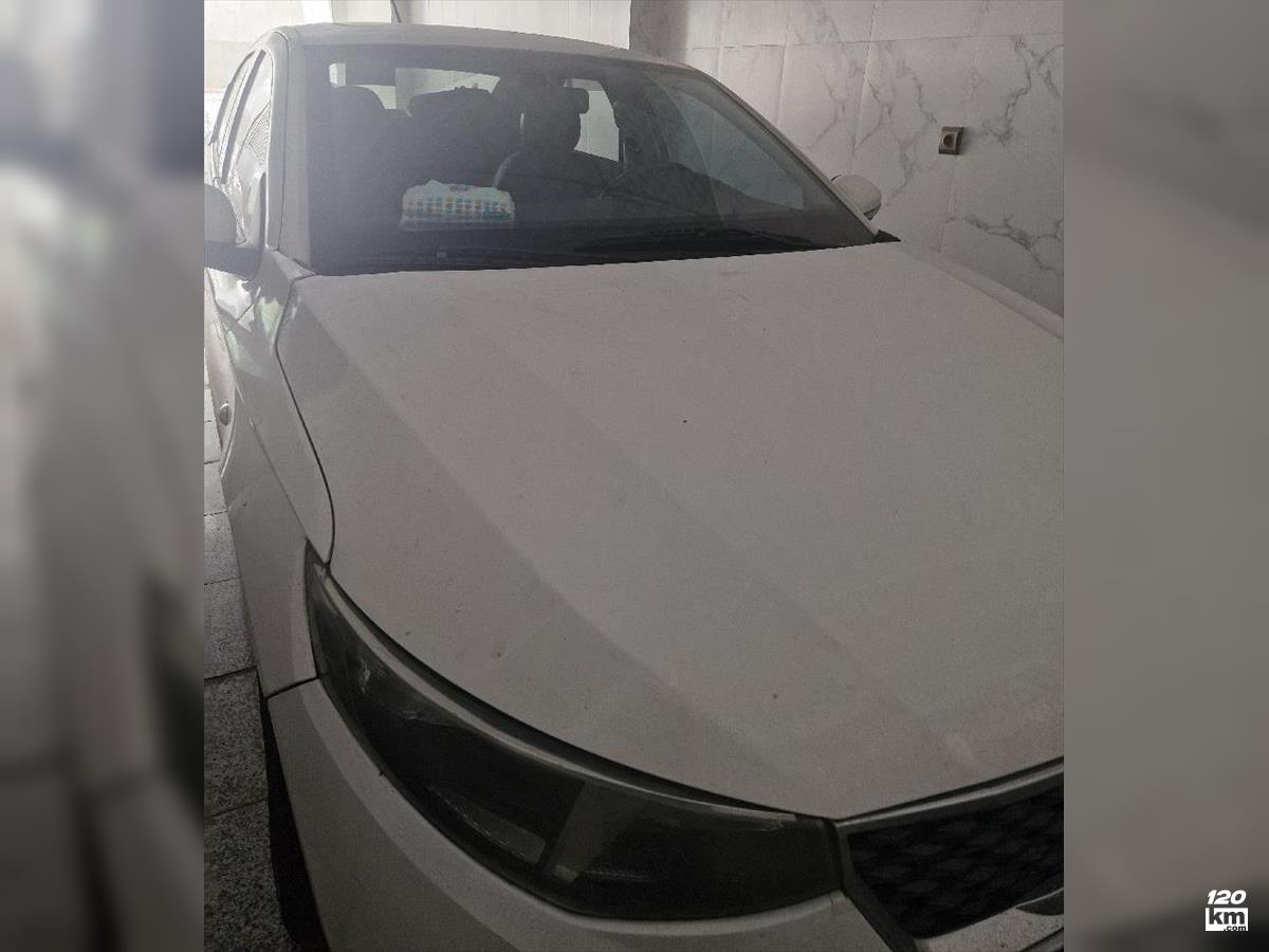 فروش تارا ۱۴۰۰ سفید یخچالی درب تعویض تهران تهرانپارس شرقی (۱ اسفند ۱۴۰۴)