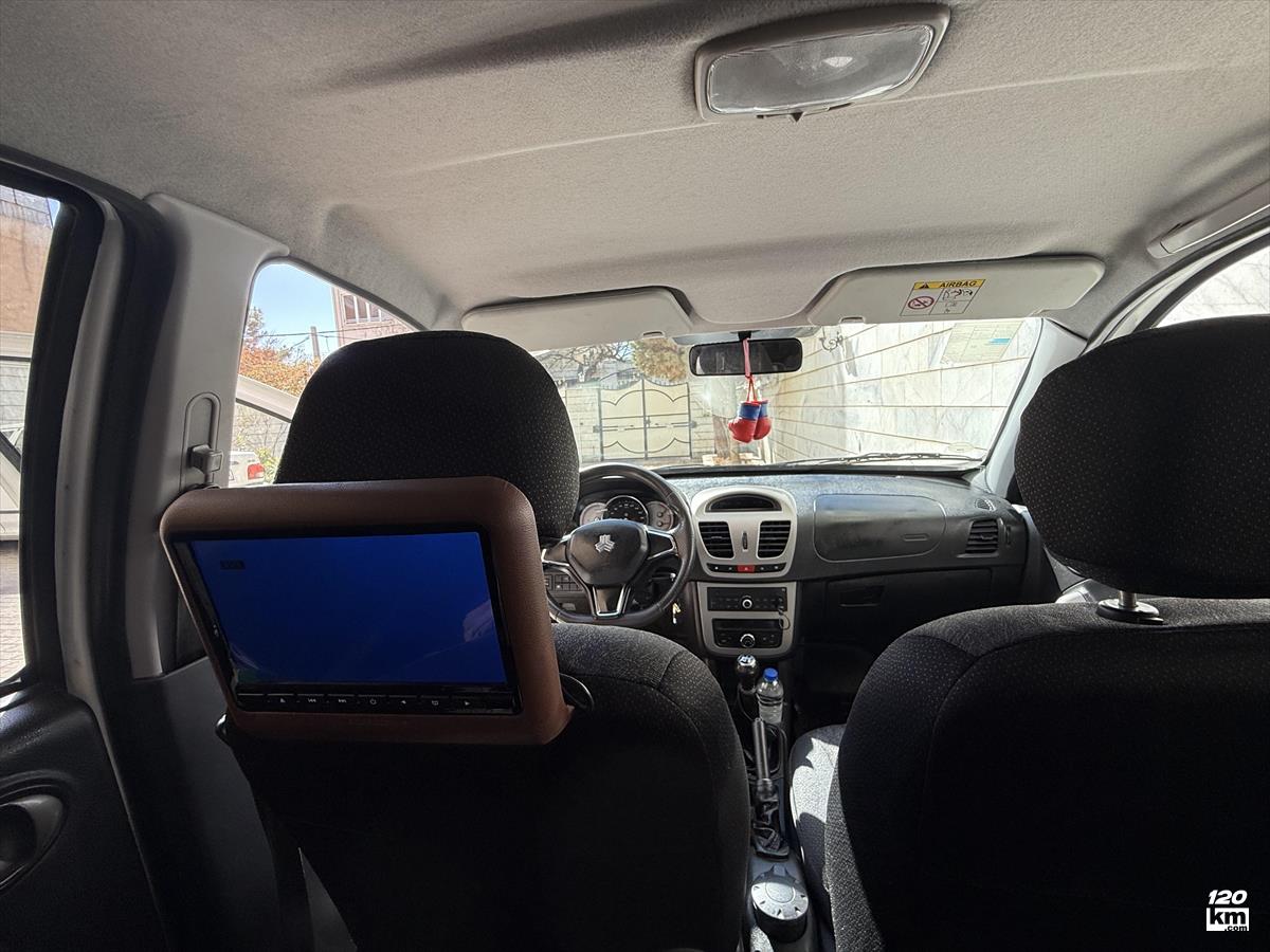 فروش کوییک S ۱۴۰۰ سفید بدون رنگ کرج گوهردشت (۲ اسفند ۱۴۰۴)