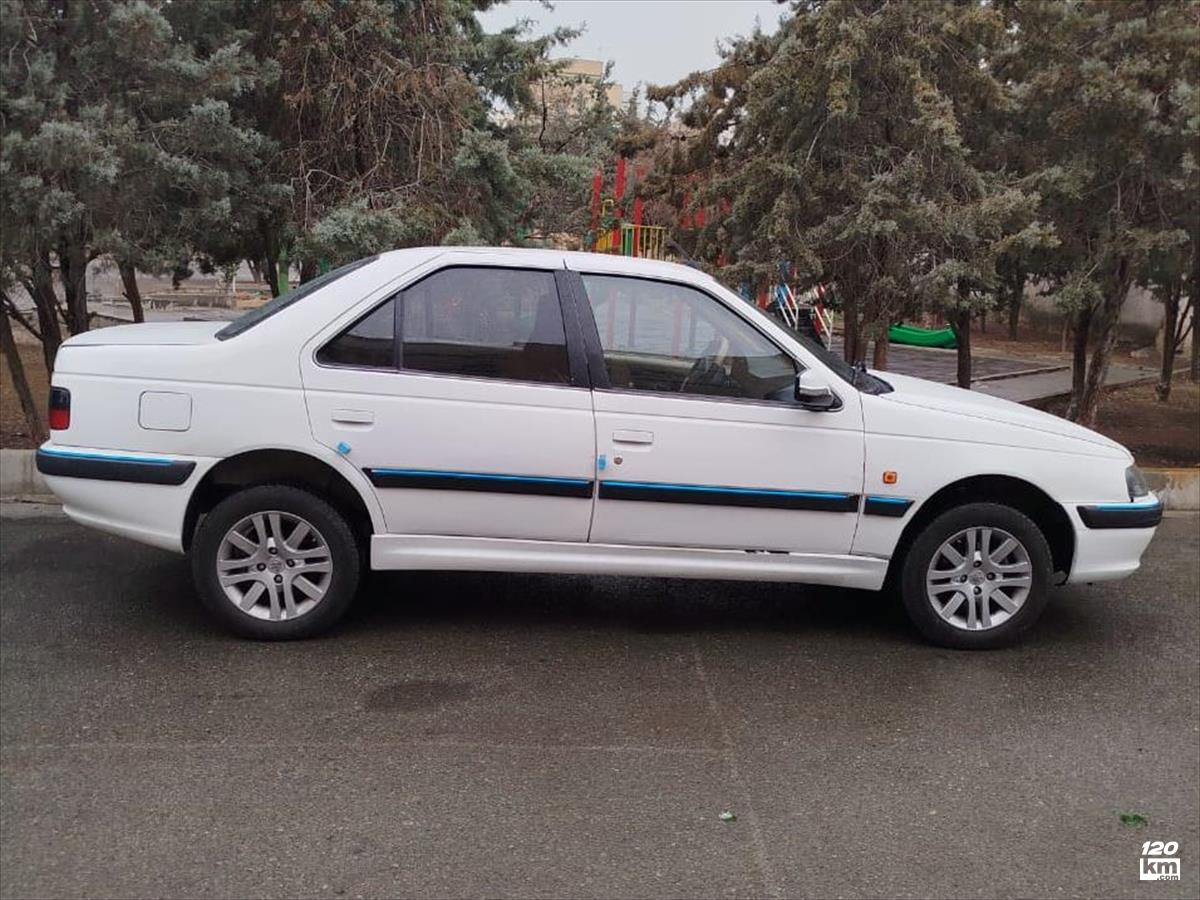 فروش پژو پارس سال ۱۴۰۲ سفید کامل رنگ تهران آیت الله کاشانی (۲ اسفند ۱۴۰۴)