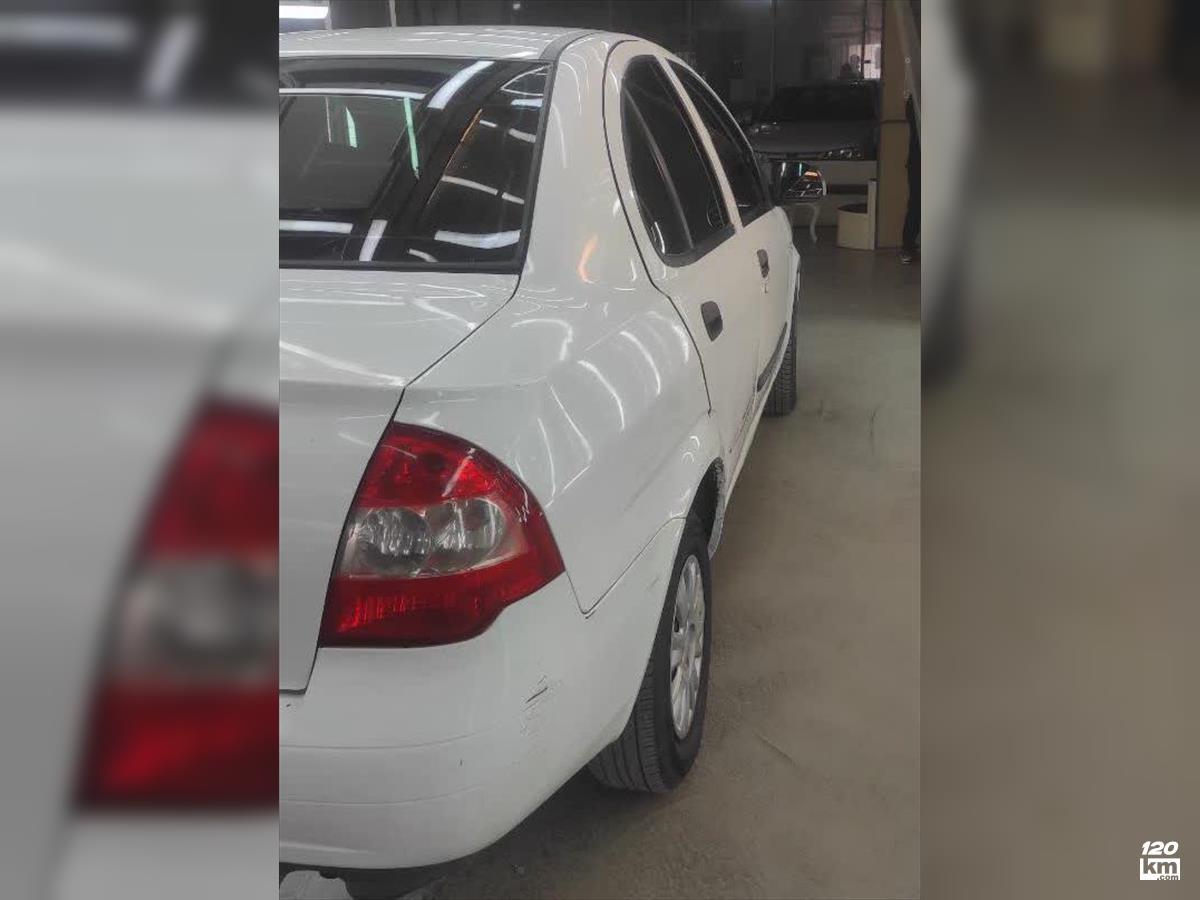 فروش تیبا صندوقدار ۱۳۹۷ سفید چند لکه رنگ البرز هشتگرد (۳ اسفند ۱۴۰۴)