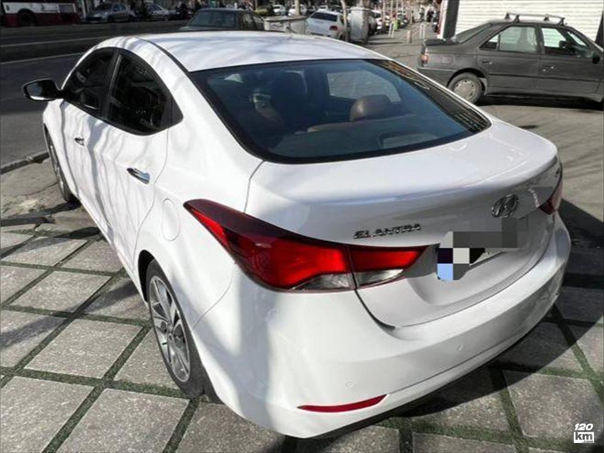 فروش هیوندای النترا MD ۲۰۱۵ (کم کارکرد) سفید دو لکه رنگ تهران نارمک (۳ اسفند ۱۴۰۴)