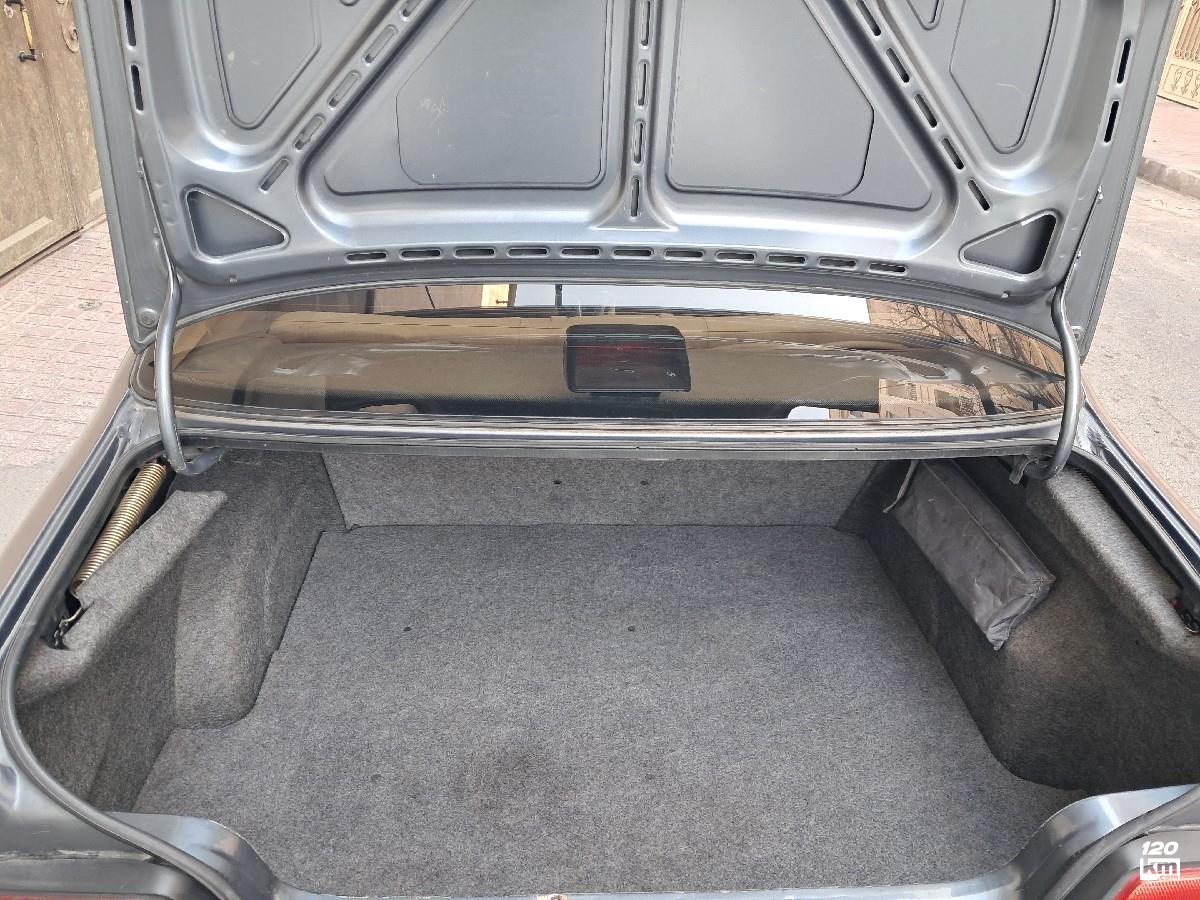 فروش پژو 405 GLX ۱۳۹۴ دلفینی یک لکه رنگ تهران تهرانپارس شرقی (۴ اسفند ۱۴۰۴)