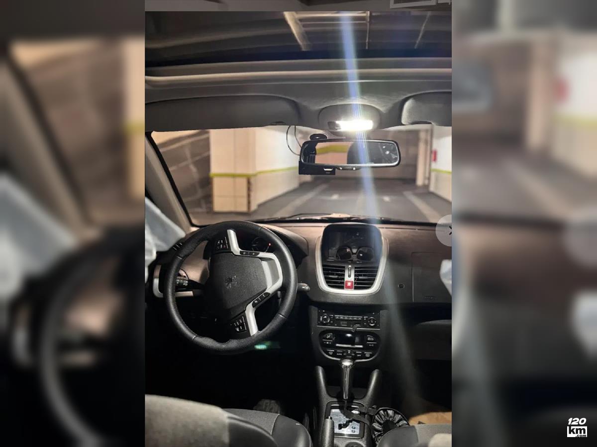 فروش پژو 207 ۱۴۰۴ (کم کارکرد) مشکی بدون رنگ شیراز معالی آباد (۵ اسفند ۱۴۰۴)