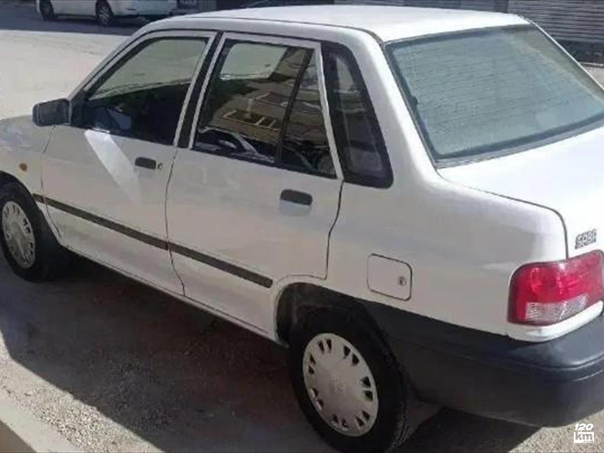 فروش پراید صندوقدار ۱۳۸۹ (کم کارکرد) سفید یخچالی دور رنگ کرمانشاه (۶ اسفند ۱۴۰۴)