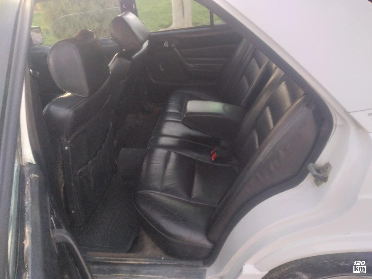 فروش بنز کلاس E E190 ۱۹۸۹ (کم کارکرد) سفید کامل رنگ اصفهان فلاورجان (۷ اسفند ۱۴۰۴)