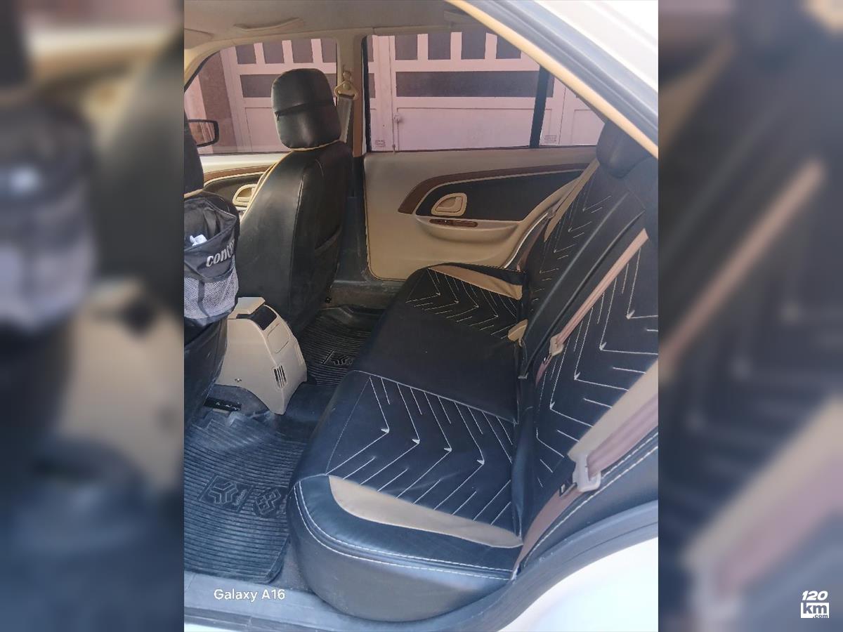 فروش پژو پارس LX ۱۴۰۰ سفید بدون رنگ شیراز فلکه گل سرخ (۷ اسفند ۱۴۰۴)