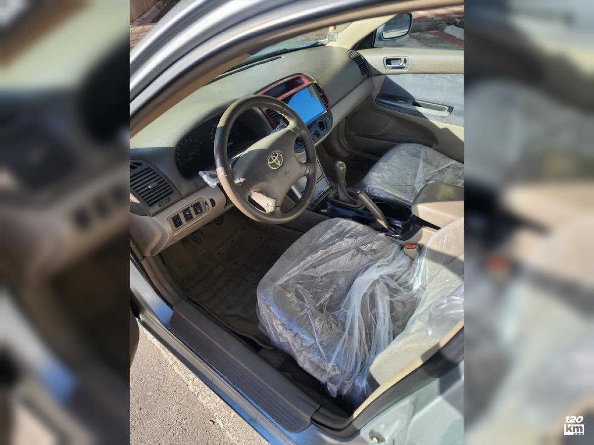 فروش تویوتا کمری گرند ۲۰۰۶ نقره ای بدون رنگ کرمان شهربابک (۷ اسفند ۱۴۰۴)