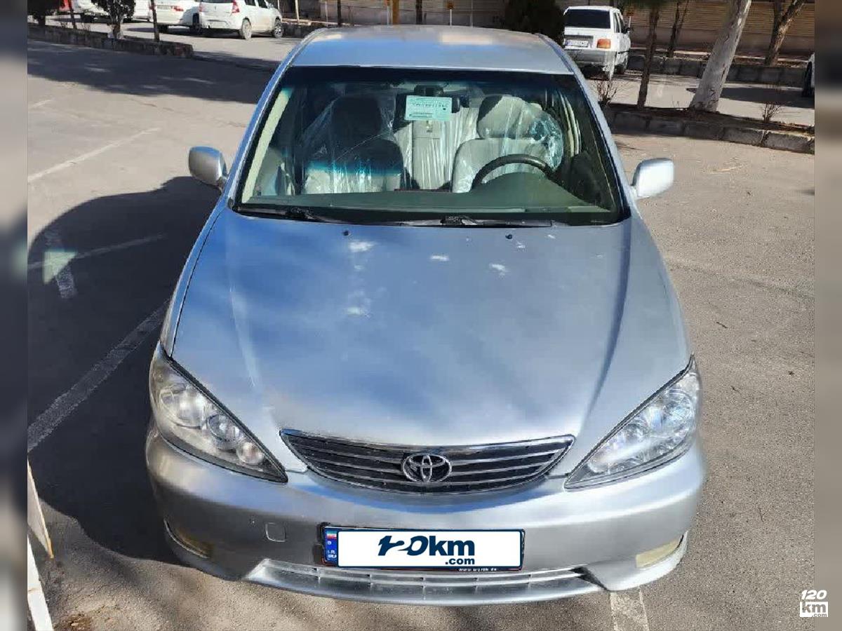 فروش تویوتا کمری گرند ۲۰۰۶ نقره ای بدون رنگ کرمان شهربابک (۷ اسفند ۱۴۰۴)