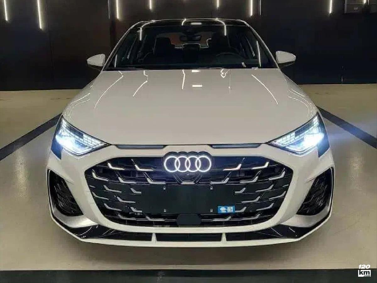 فروش آئودی سری A A3L 1.5 لیتر توربو ۲۰۲۵ صفر سفید بدون رنگ قم زنبیل‌آباد (شهید صدوقی) (۸ اسفند ۱۴۰۴)