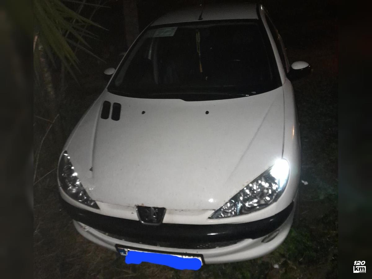 فروش پژو 206 تیپ 3 ۱۳۹۵ سفید چند لکه رنگ گیلان رودسر (۹ اسفند ۱۴۰۴)