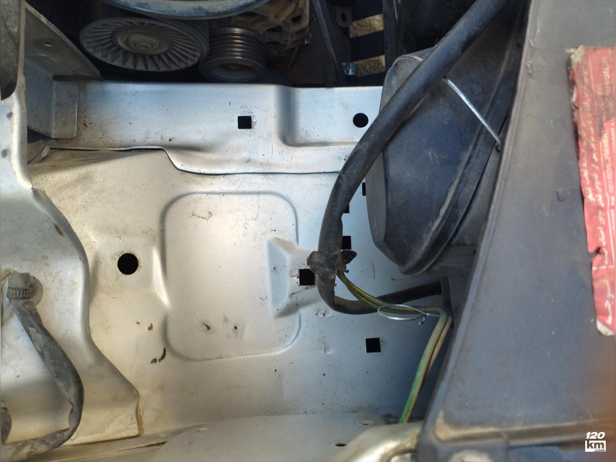 فروش پژو 405 SLX ۱۳۸۹ نقره ای بدون رنگ مشهد شهرک شهید رجایی (۹ اسفند ۱۴۰۴)