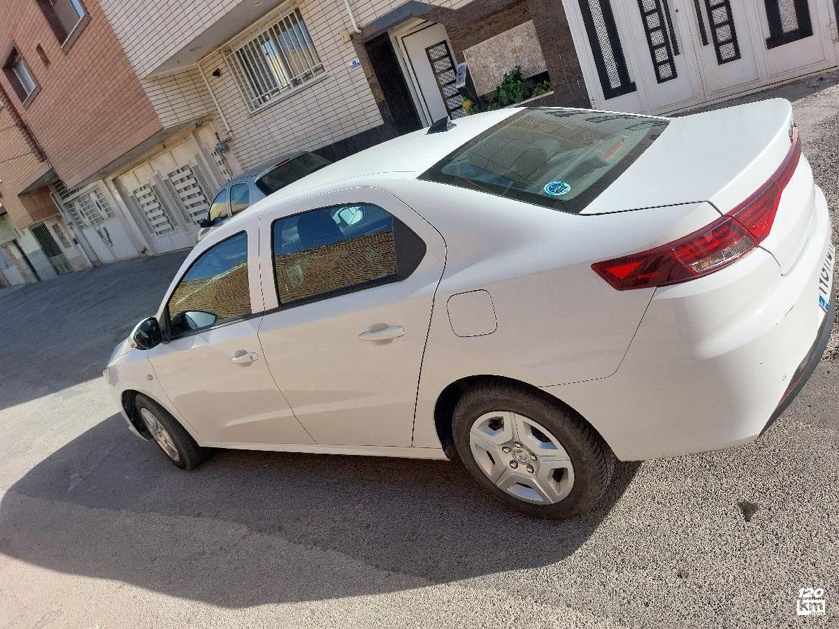 فروش تارا ۱۴۰۳ سفید بدون رنگ اصفهان زرین شهر (۱۰ مرداد ۱۴۰۵)