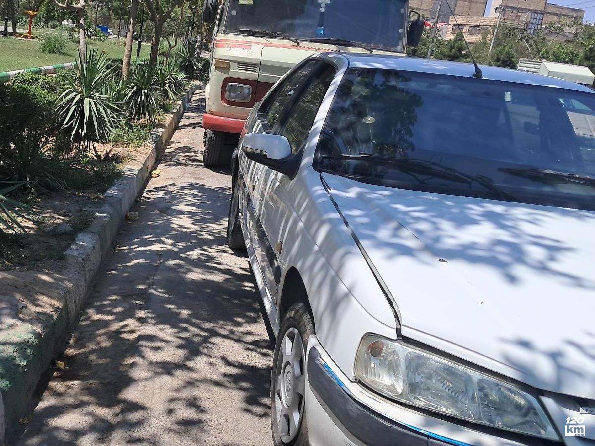 فروش پژو پارس سال ۱۳۹۳ سفید دو لکه رنگ مشهد خیام (۱۵ مرداد ۱۴۰۵)