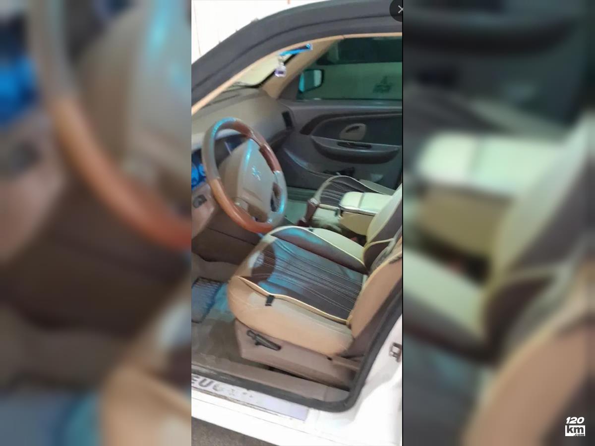 فروش پژو پارس سال ۱۳۹۰ سفید بدون رنگ تهران دربند (۳۱ مرداد ۱۴۰۵)