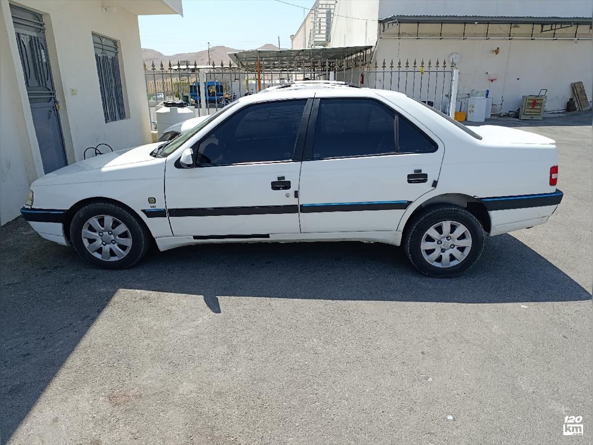 فروش پژو 405 SLX ۱۳۹۰ سفید چند لکه رنگ فارس گراش (۲۱ شهریور ۱۴۰۵)