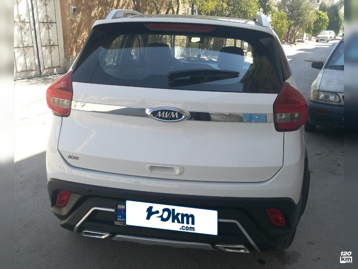 فروش ام وی ام X22 اسپرت لاکچری ۱۴۰۱ (کم کارکرد) سفید بدون رنگ شیراز شهرک مطهری (۲۵ شهریور ۱۴۰۵)
