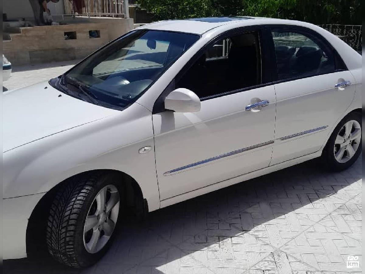 فروش کیا سراتو 2000cc ۲۰۰۸ سفید دو لکه رنگ تهران تهرانپارس غربی (۲۵ شهریور ۱۴۰۵)