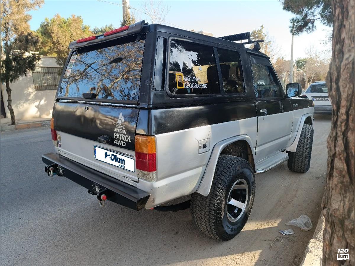 فروش نیسان پاترول دو در ۱۳۷۷ دوگانه سوز (کم کارکرد) مشکی دو لکه رنگ سمنان شاهرود (۲۹ مهر ۱۴۰۵)
