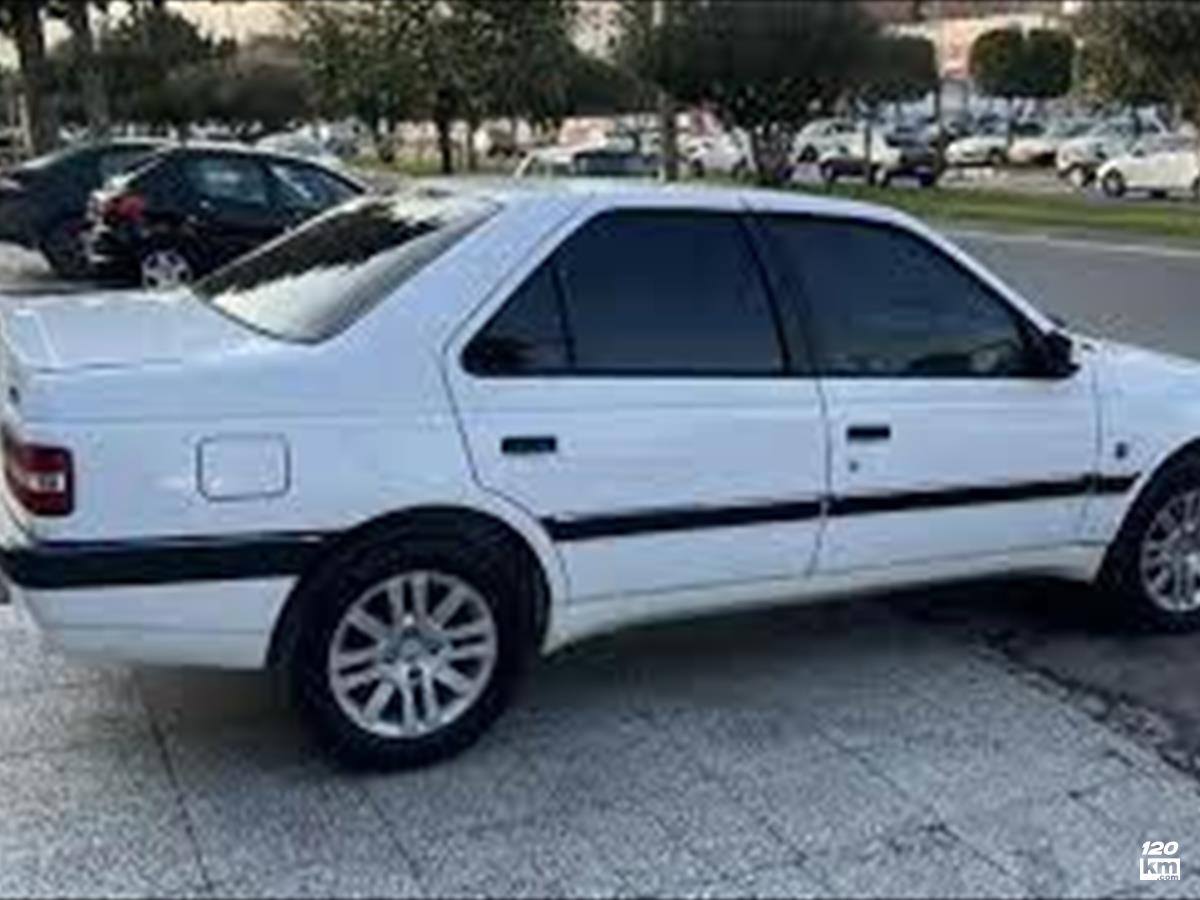فروش پژو 405 SLX ۱۳۹۷ سفید بدون رنگ فارس اقلید (۸ آبان ۱۴۰۵)