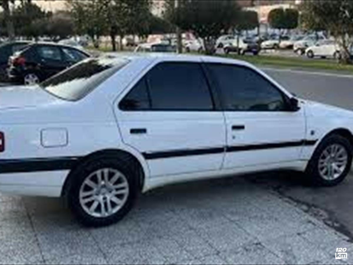 فروش پژو 405 SLX ۱۳۹۷ سفید بدون رنگ فارس اقلید (۹ آبان ۱۴۰۵)